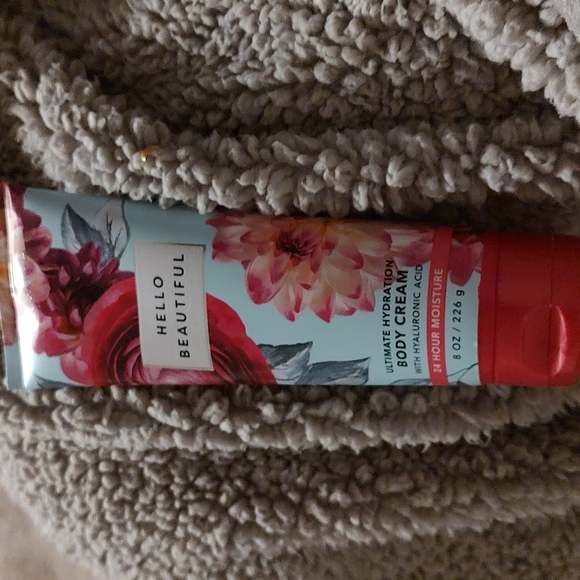 Bath & Body Works Bath & Body Hello Beautiful Lotion Poshmark